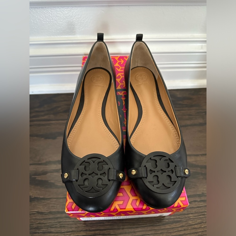 NEW Tory Burch Gabriel Flats - Size 7